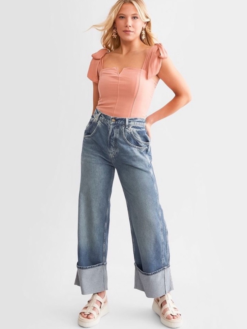 Free People/ We The Free Final Countdown Wide Leg Cuffed Jeans Size 31 - Picture 4 of 13